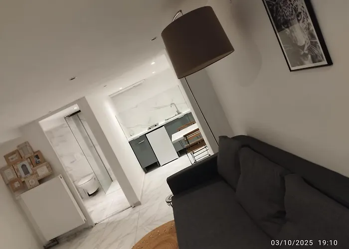 Marguerite Apartment *